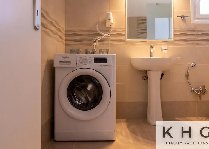 Red #1, 1 Minute From Megas Lakos Apartment *