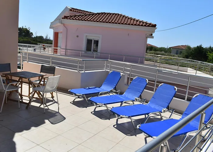 Red #1, 1 Minute From Megas Lakos Apartment *