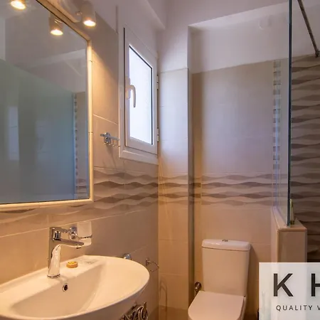 Appartement Red #1 & #2, 1 Minute From Megas Lakos Lixouri