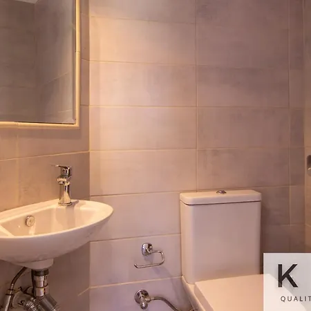 Apartment Red 1 Min From Megas Lakos Beach! Lixouri