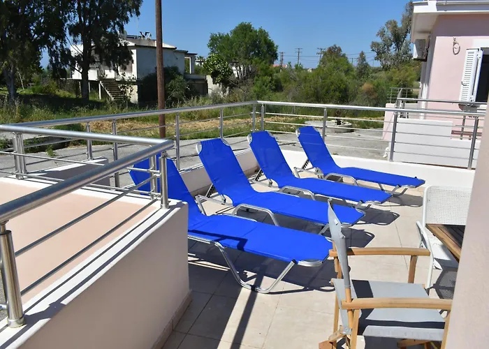 アパート Red #1, 1 Minute From Megas Lakos *